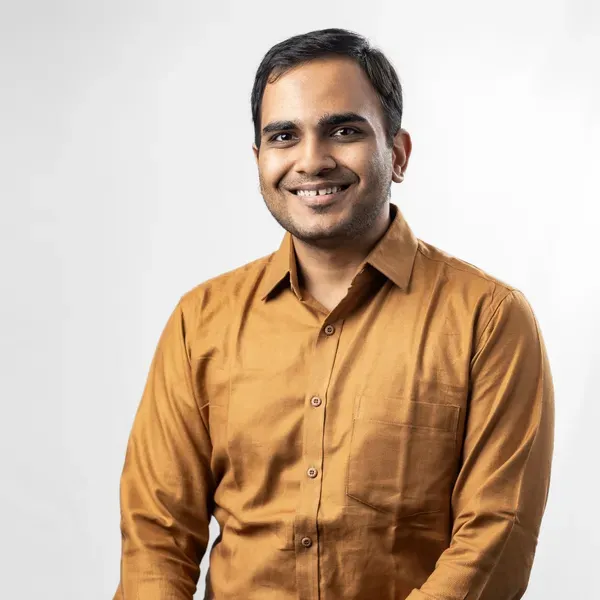 Headshot of Varun Barad, Fullstack Engineer